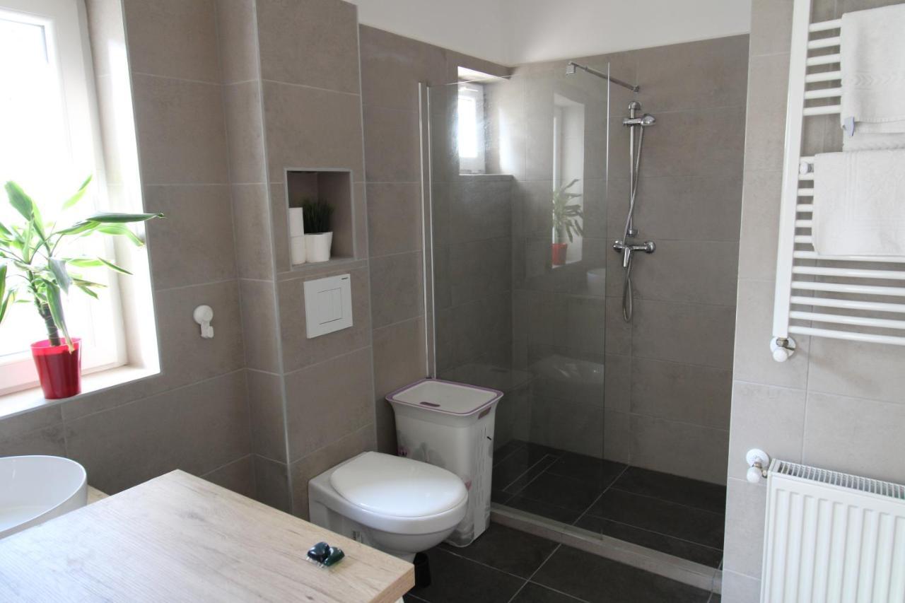 Garden Apartman House Apartment Pecs Bagian luar foto